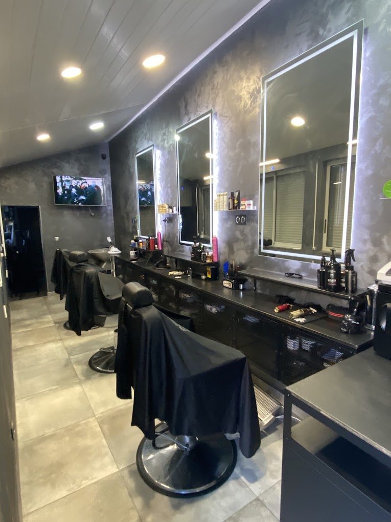 Intérieur du salon Bunker Barbershop